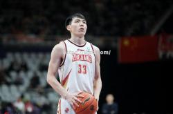 江南体育-浙江男篮击败四川队，豪取三连胜保持好状态